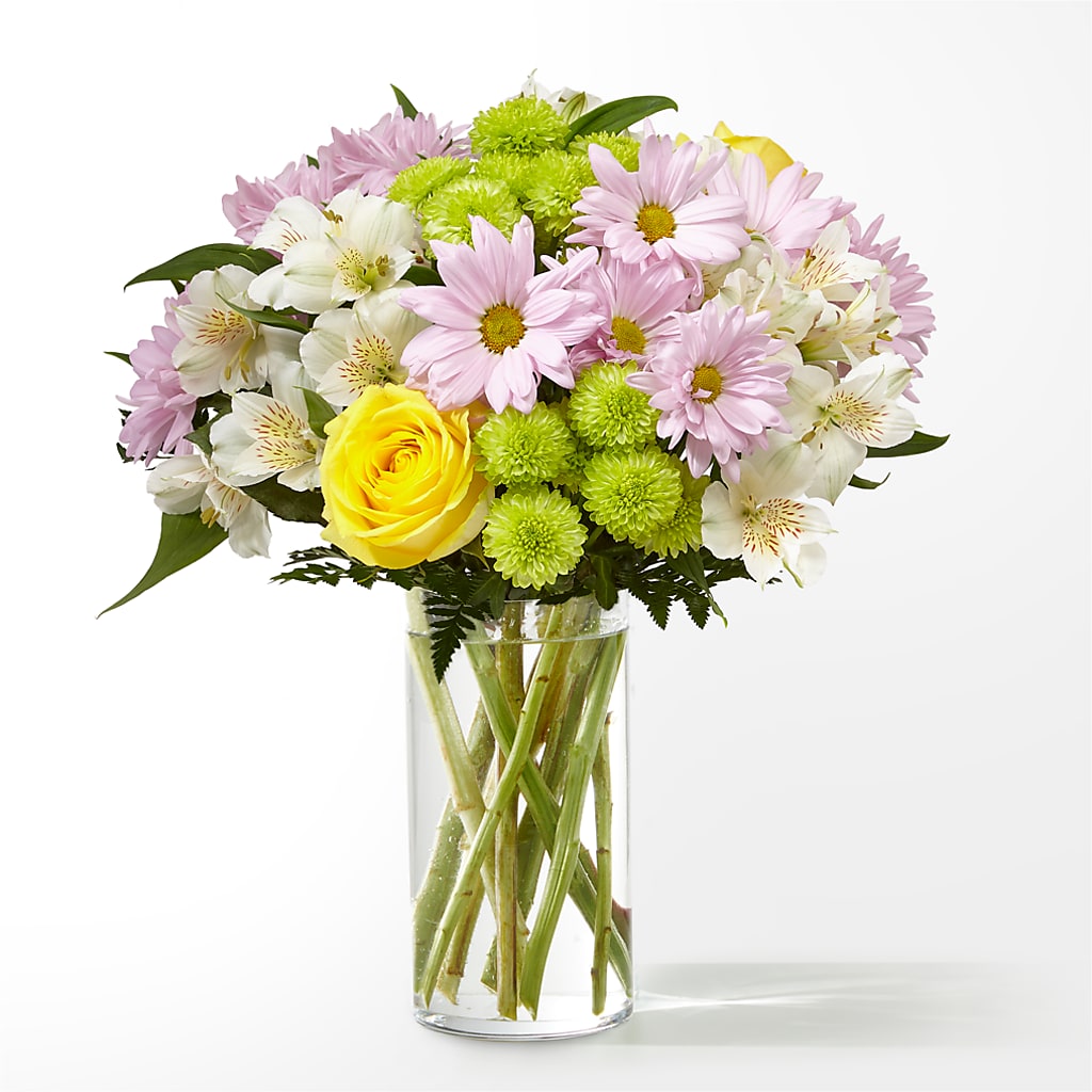 Sweet Spring Delight Bouquet – PETALS & HEARTS FLOWER SHOP, Monterey Park CA
