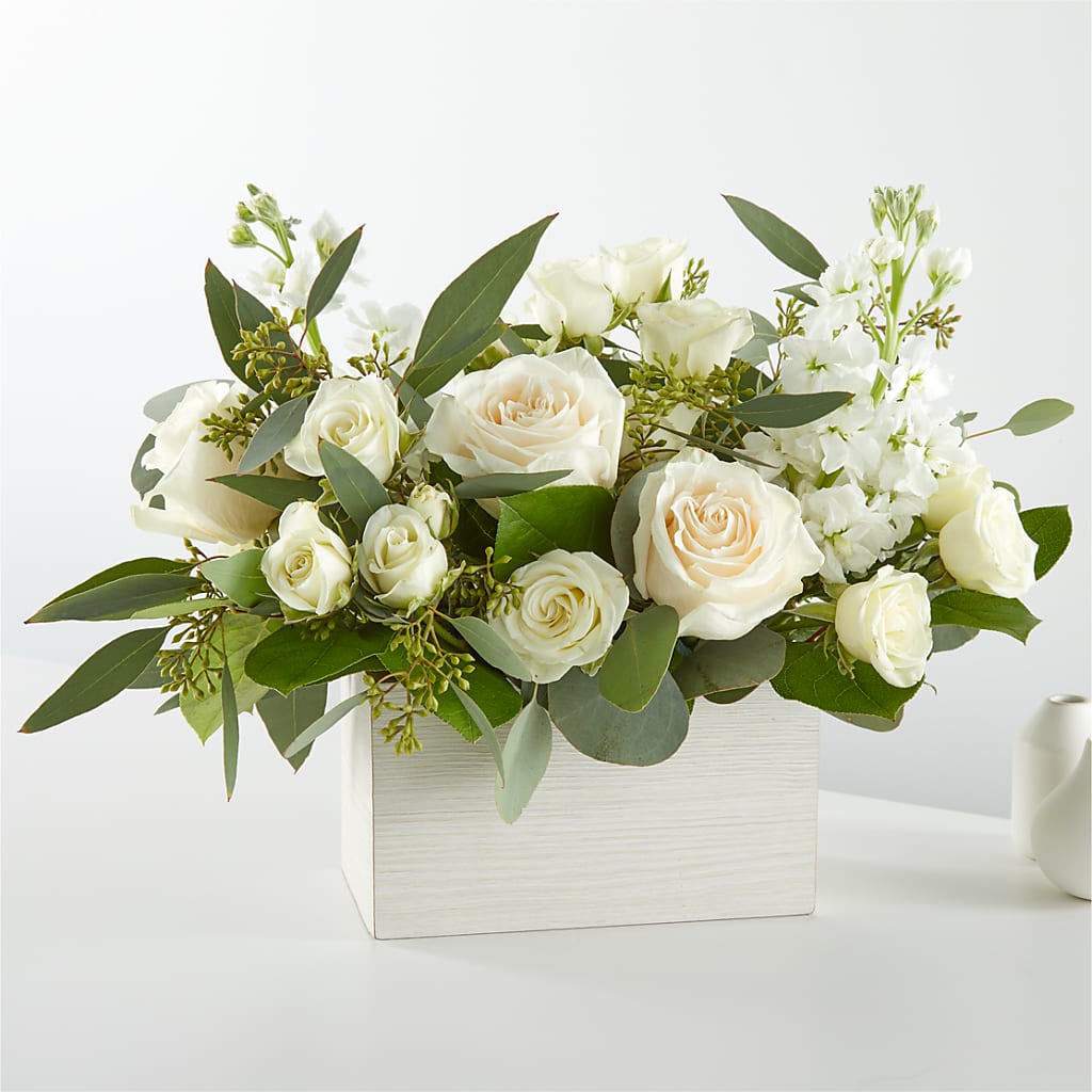 Fresh Linen Box Bouquet – PETALS & HEARTS FLOWER SHOP, Monterey Park CA