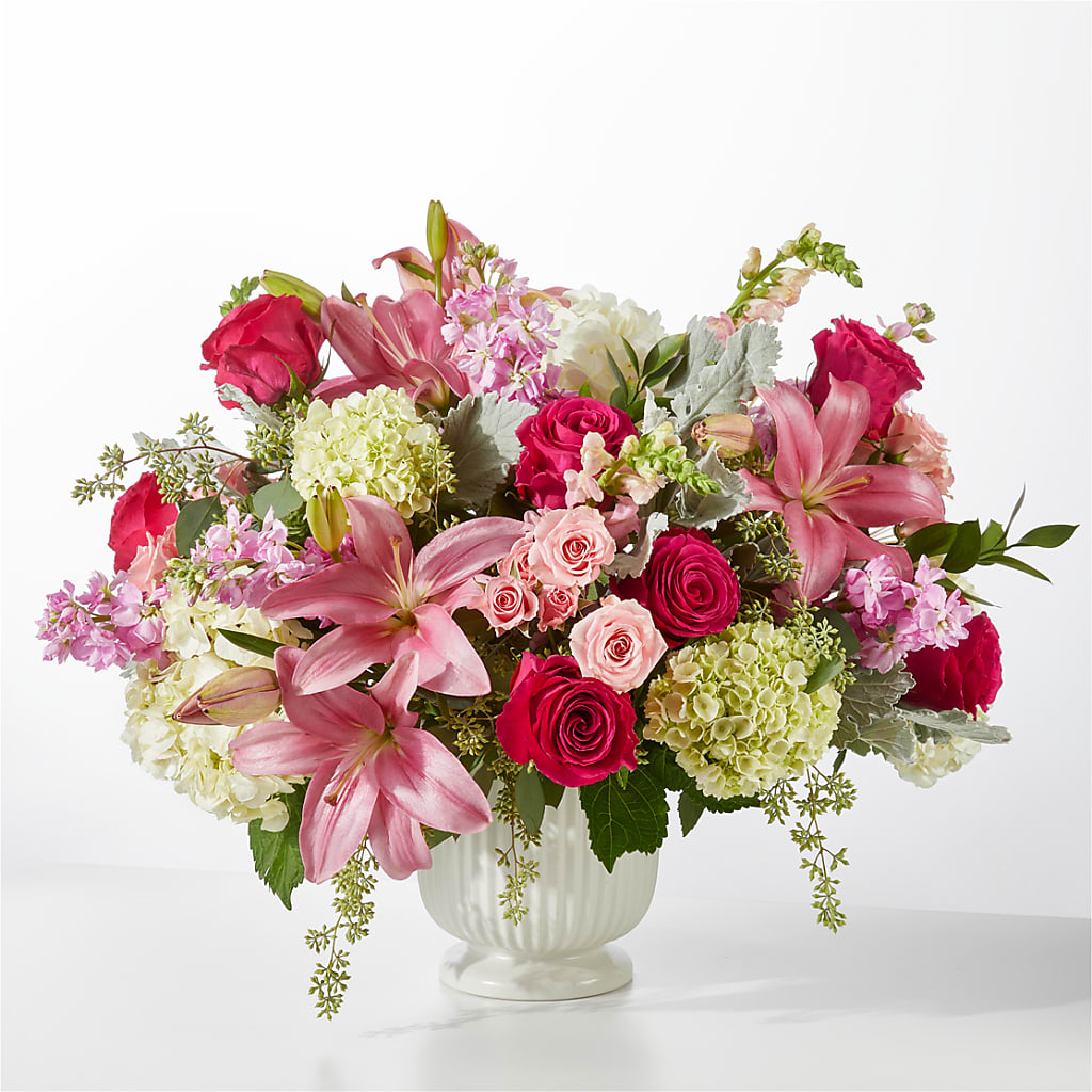Antique Shopping Bouquet – PETALS & HEARTS FLOWER SHOP, Monterey Park CA