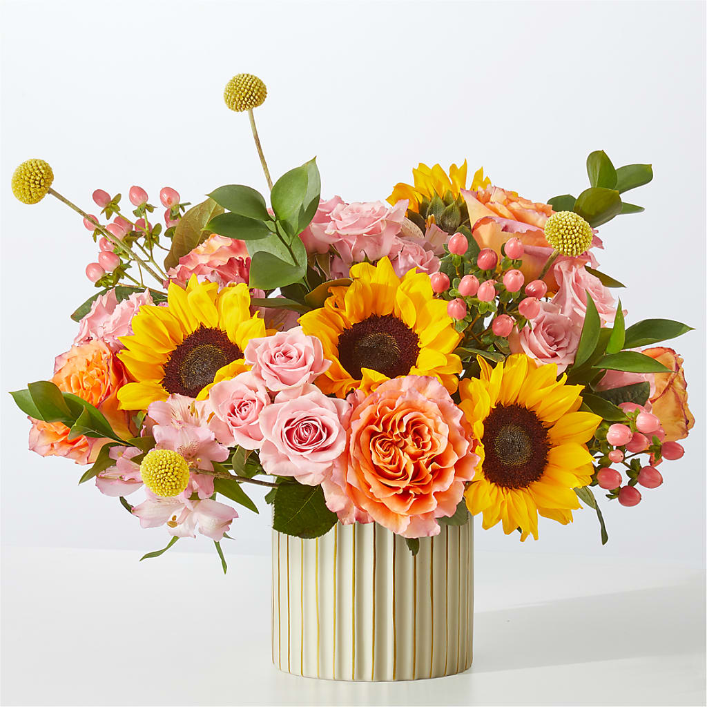 Sun's Out Bouquet – PETALS & HEARTS FLOWER SHOP, Monterey Park CA