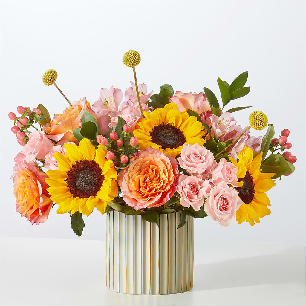 Sun's Out Bouquet – PETALS & HEARTS FLOWER SHOP, Monterey Park CA