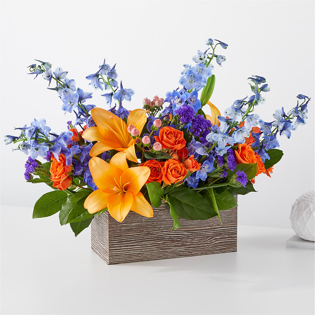 Radiant Citrus Box Bouquet – PETALS & HEARTS FLOWER SHOP, Monterey Park CA