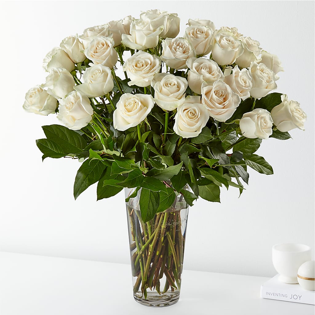 Long Stem White Rose Bouquet – PETALS & HEARTS FLOWER SHOP, Monterey Park CA