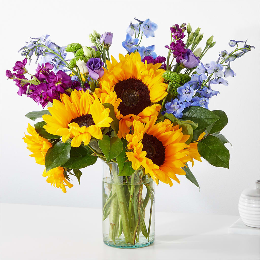 Catching Rays Bouquet – PETALS & HEARTS FLOWER SHOP, Monterey Park CA