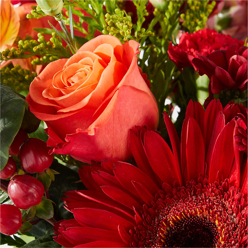 Sweater Season - A Florist Original – PETALS & HEARTS FLOWER SHOP, Monterey Park CA