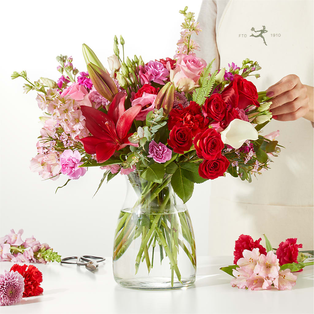 Together Forever - A Florist Original – PETALS & HEARTS FLOWER SHOP, Monterey Park CA