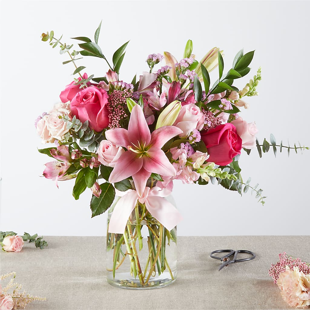 Pink Ribbon - A Florist Original – PETALS & HEARTS FLOWER SHOP, Monterey Park CA