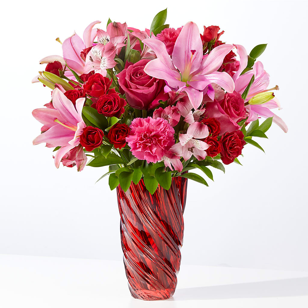 In Love Bouquet with Luxe Swirl Vase – PETALS & HEARTS FLOWER SHOP, Monterey Park CA