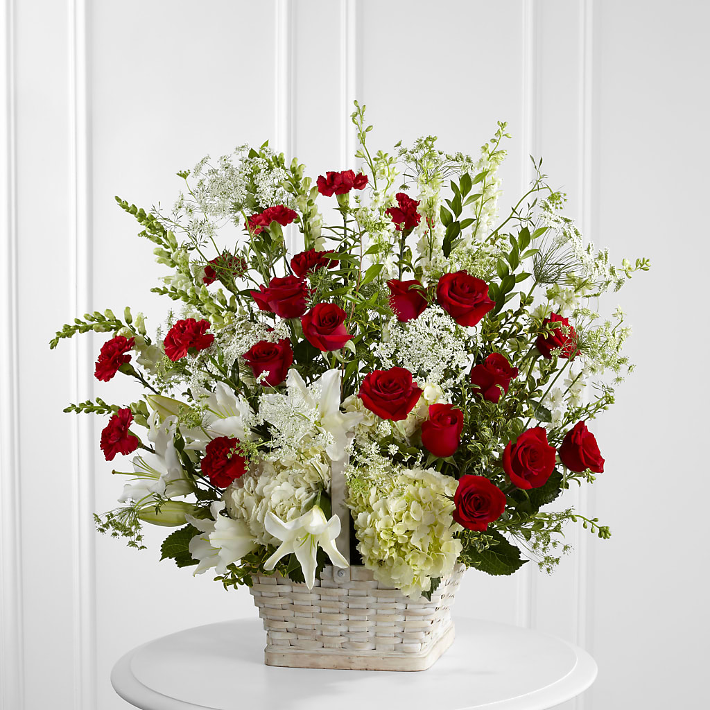 In Loving Memory Arrangement – PETALS & HEARTS FLOWER SHOP, Monterey Park CA