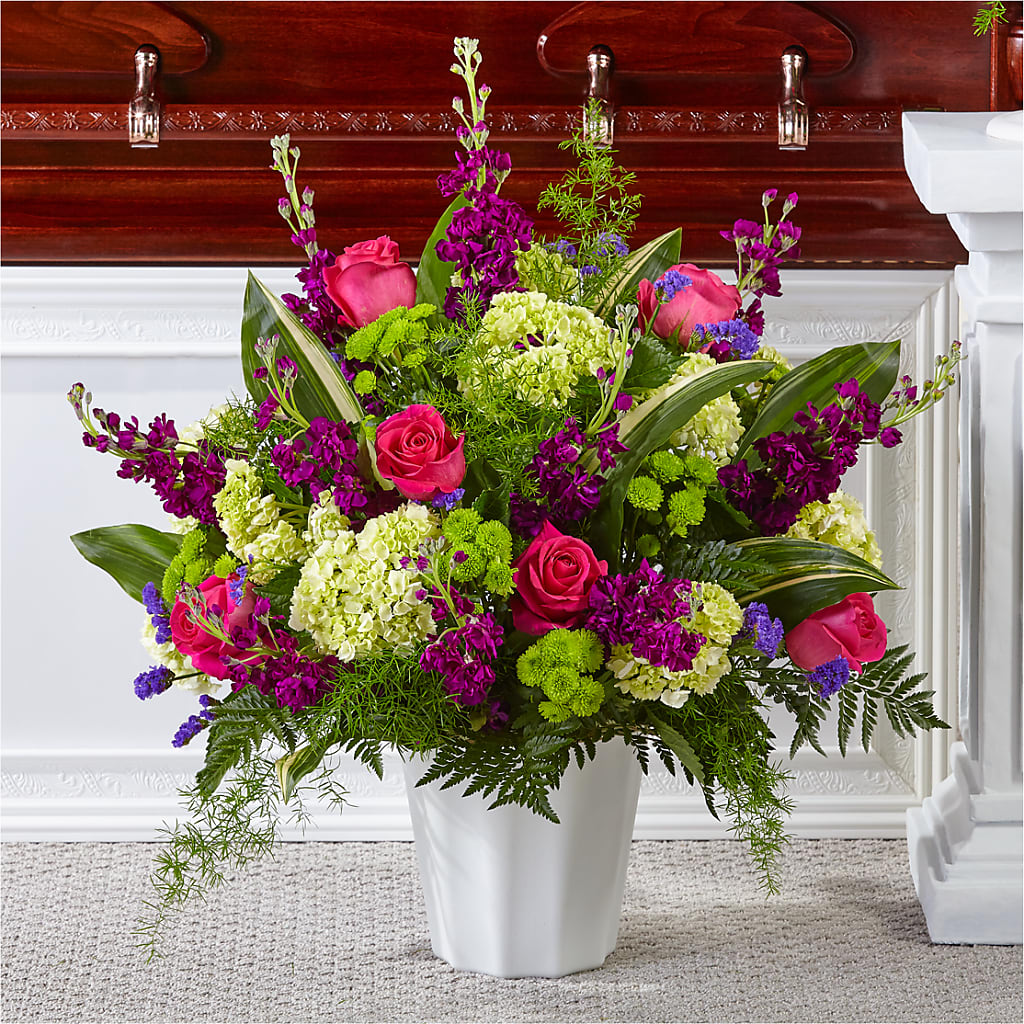 Beautiful Horizons Floor Basket – PETALS & HEARTS FLOWER SHOP, Monterey Park CA