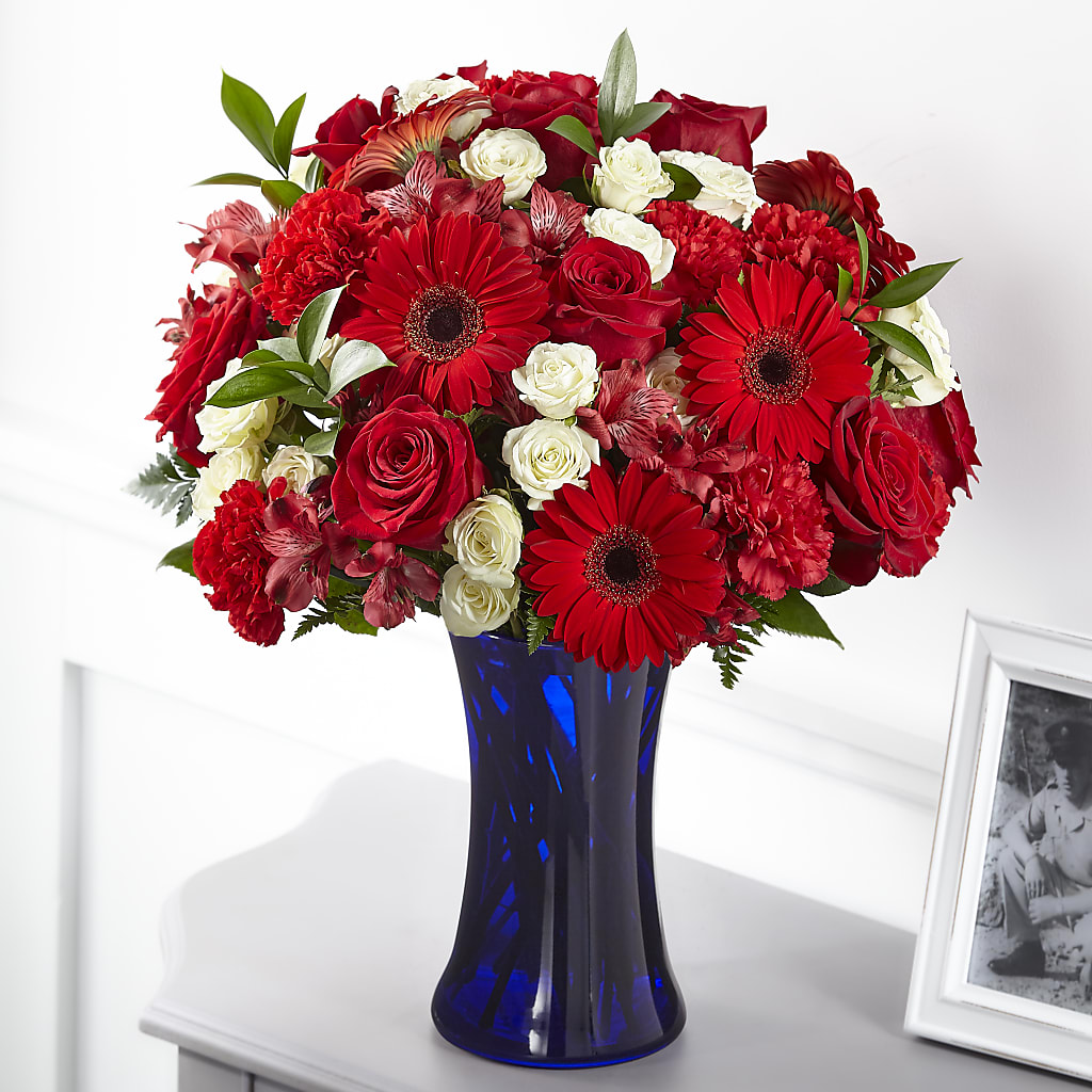 Hearts Embrace Bouquet – PETALS & HEARTS FLOWER SHOP, Monterey Park CA