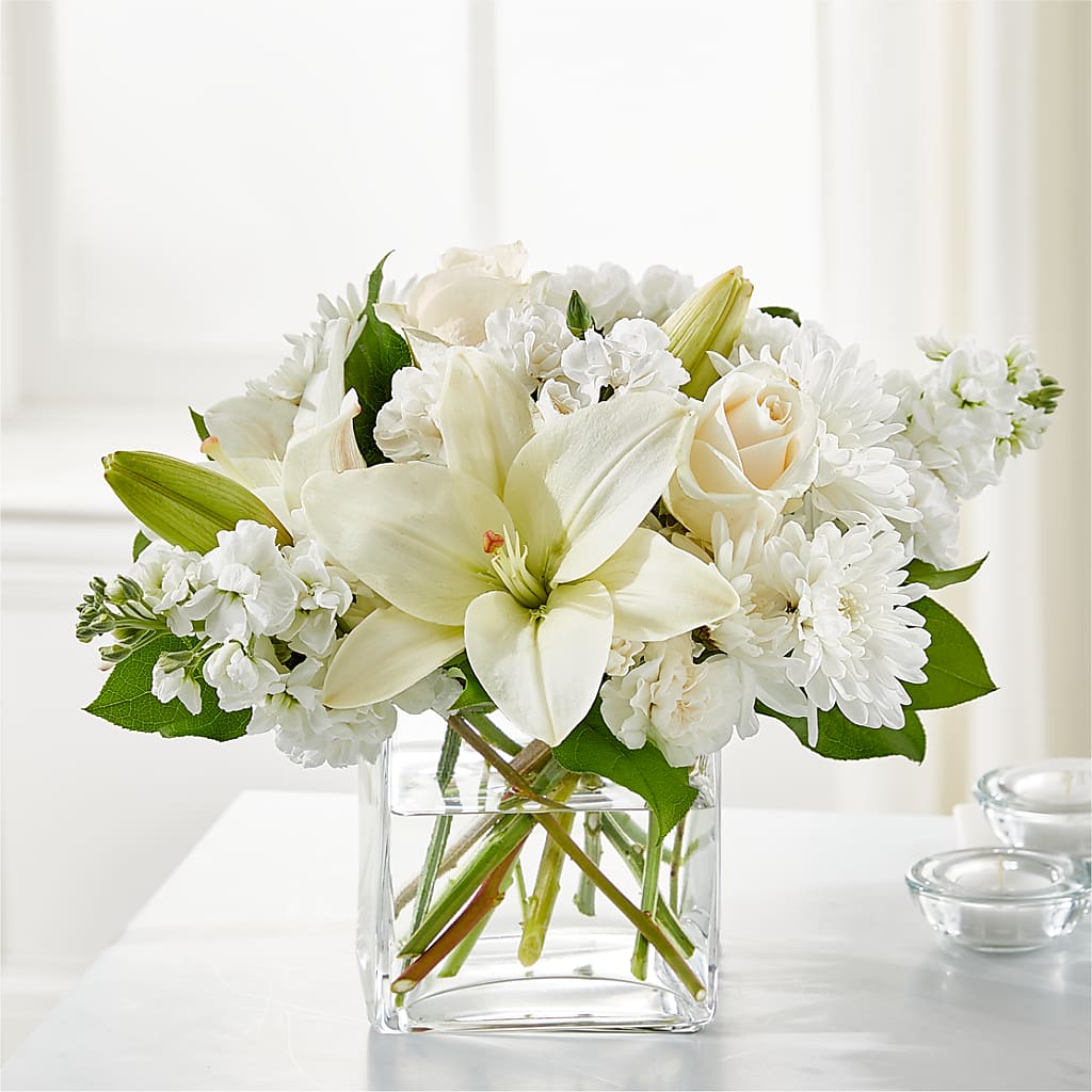 Gentle Breeze Bouquet – PETALS & HEARTS FLOWER SHOP, Monterey Park CA