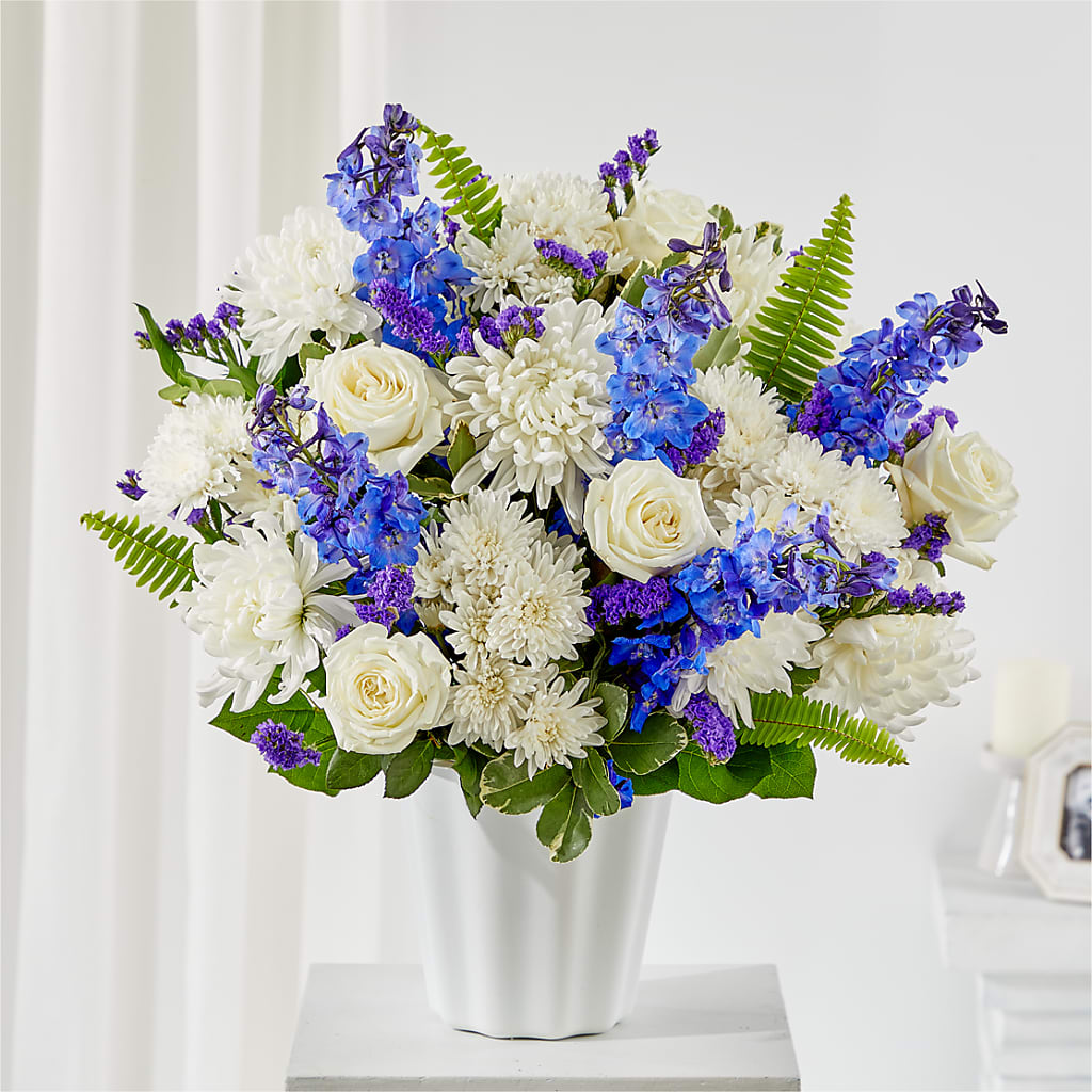 Hold Dear Tabletop Basket – PETALS & HEARTS FLOWER SHOP, Monterey Park CA