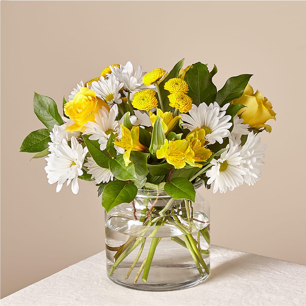 Sunny Sentiments Bouquet – PETALS & HEARTS FLOWER SHOP, Monterey Park CA