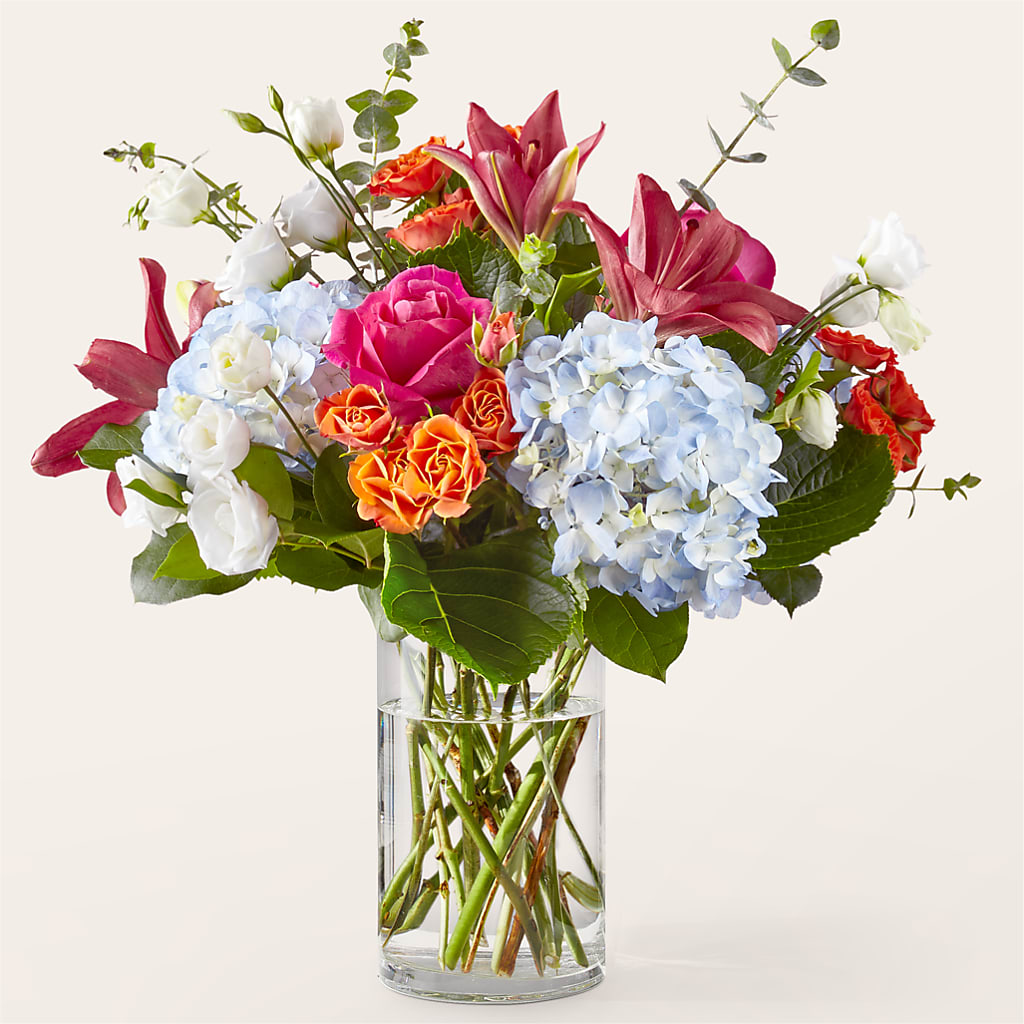 Awestruck Luxury Bouquet – PETALS & HEARTS FLOWER SHOP, Monterey Park CA