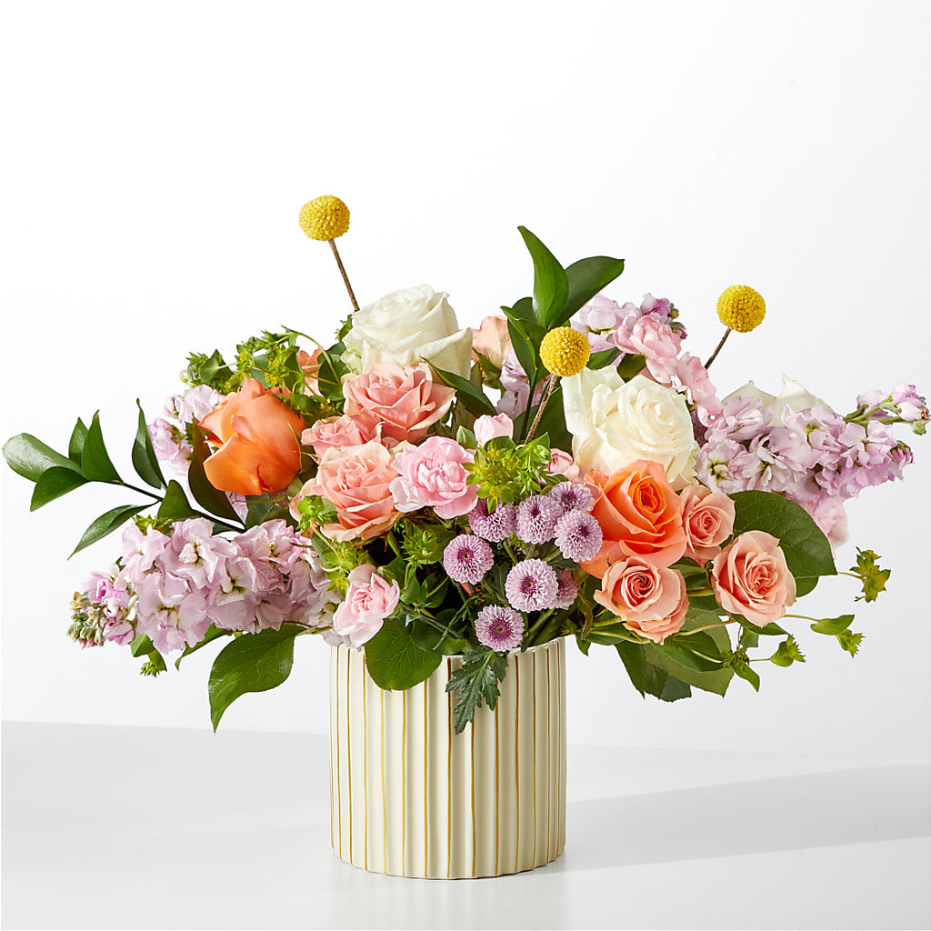 French Market Bouquet with Ivory Vase – PETALS & HEARTS FLOWER SHOP, Monterey Park CA