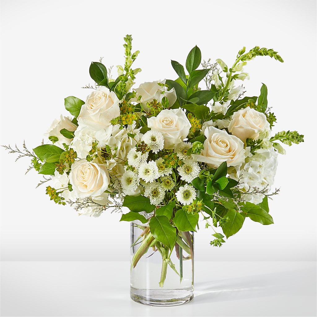 Hint of Vanilla Bouquet – PETALS & HEARTS FLOWER SHOP, Monterey Park CA