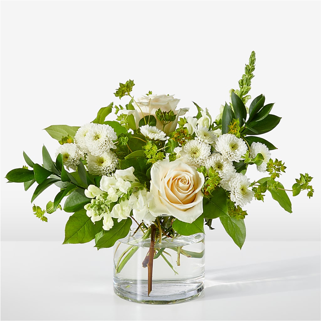 Hint of Vanilla Bouquet – PETALS & HEARTS FLOWER SHOP, Monterey Park CA