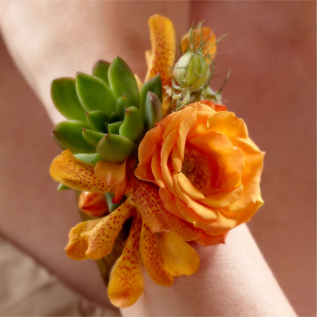 Irresistible Love Wrist Corsage – PETALS & HEARTS FLOWER SHOP, Monterey Park CA