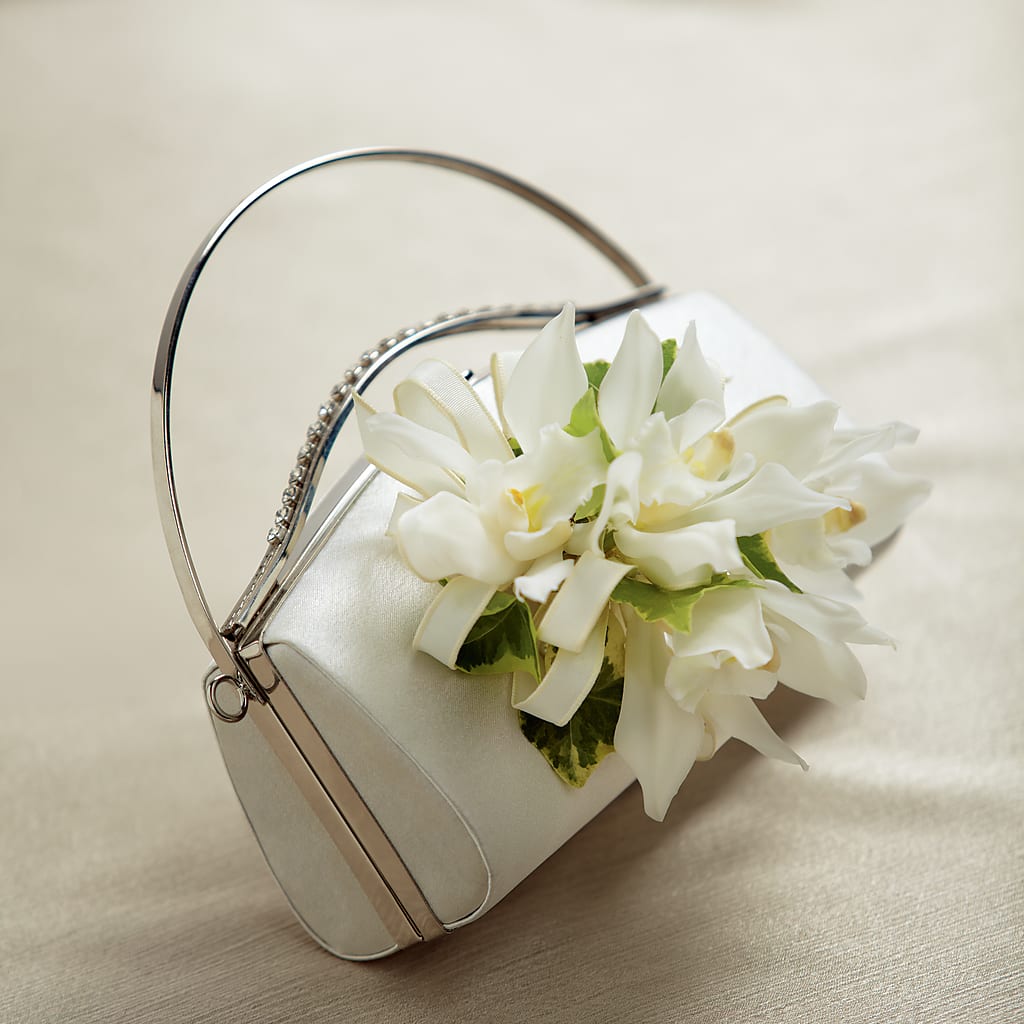 White Purse Decor – PETALS & HEARTS FLOWER SHOP, Monterey Park CA