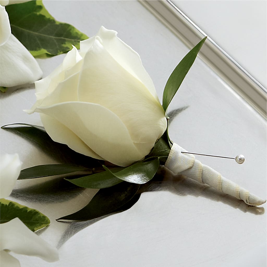 White Rose Boutonniere – PETALS & HEARTS FLOWER SHOP, Monterey Park CA