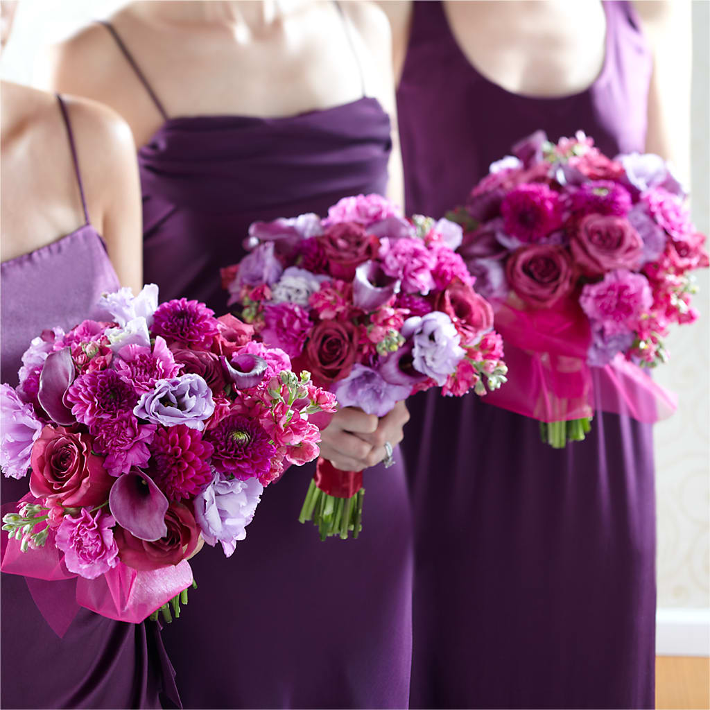 Bridesmaid's Garden Bouquet – PETALS & HEARTS FLOWER SHOP, Monterey Park CA
