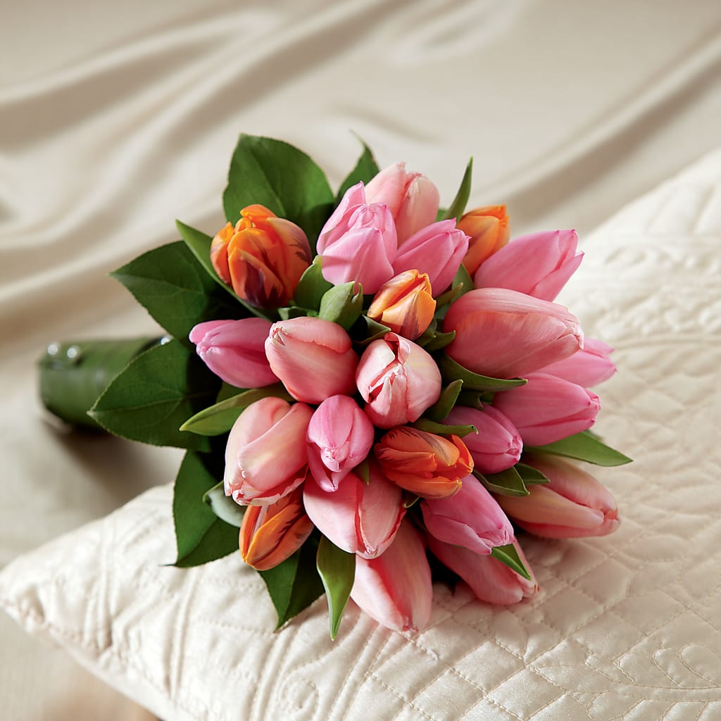 Embraceable Bouquet – PETALS & HEARTS FLOWER SHOP, Monterey Park CA