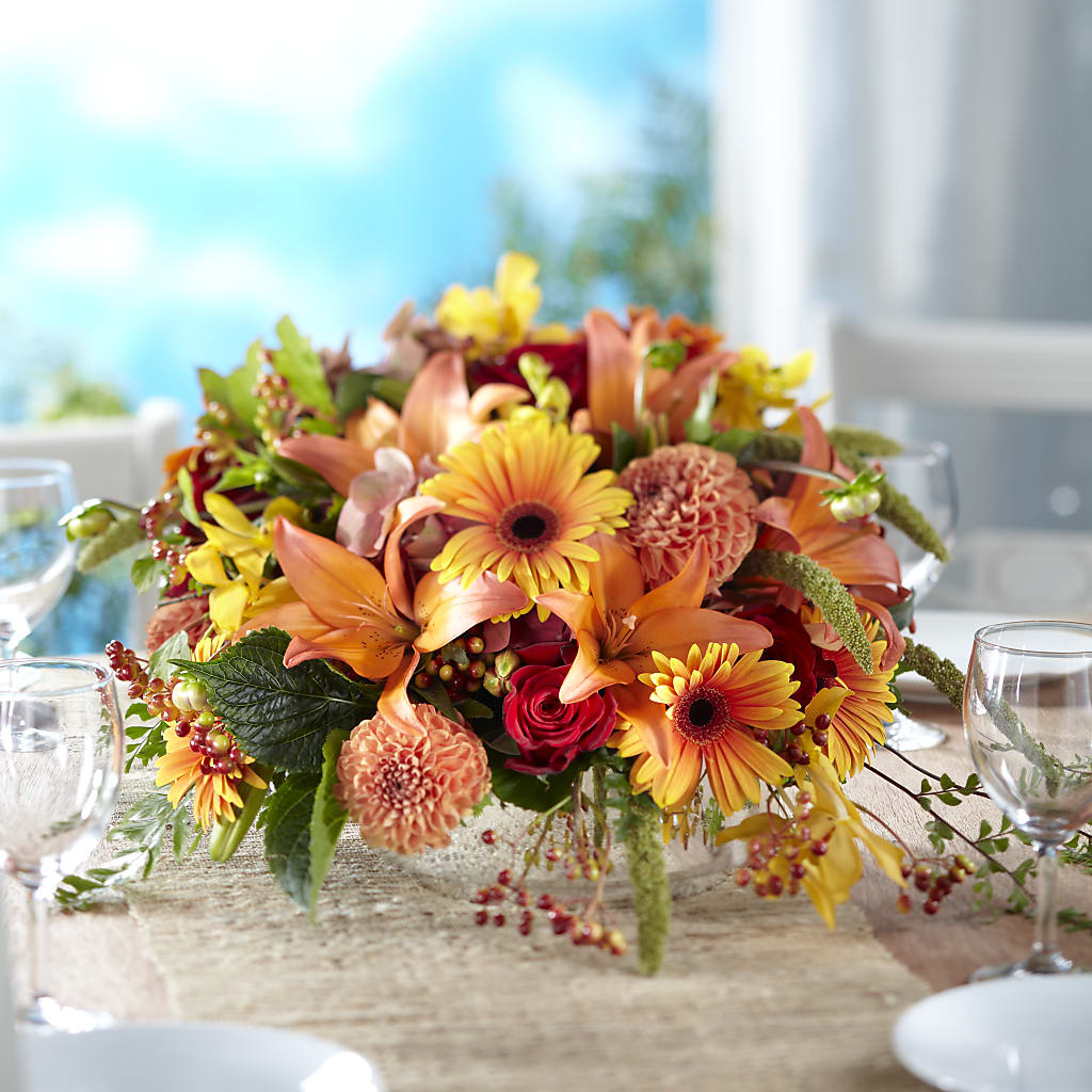 One and Only Centerpiece – PETALS & HEARTS FLOWER SHOP, Monterey Park CA
