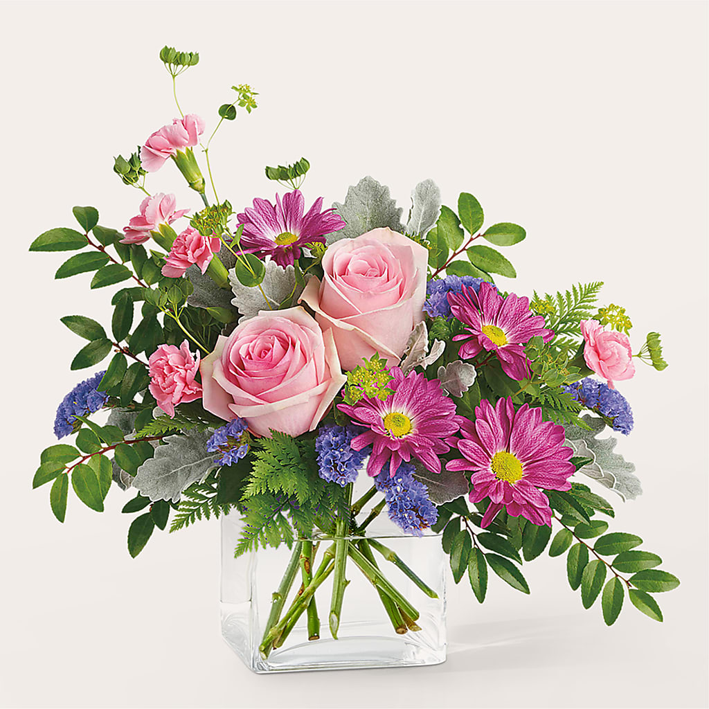 Starlet Bouquet – PETALS & HEARTS FLOWER SHOP, Monterey Park CA
