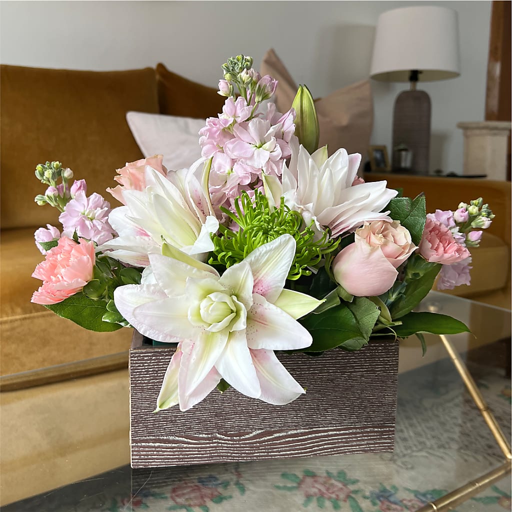 Beautiful Spirit Basket – PETALS & HEARTS FLOWER SHOP, Monterey Park CA