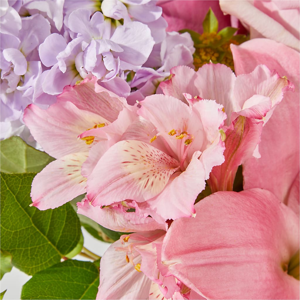The Crown Jewel Bouquet – PETALS & HEARTS FLOWER SHOP, Monterey Park CA