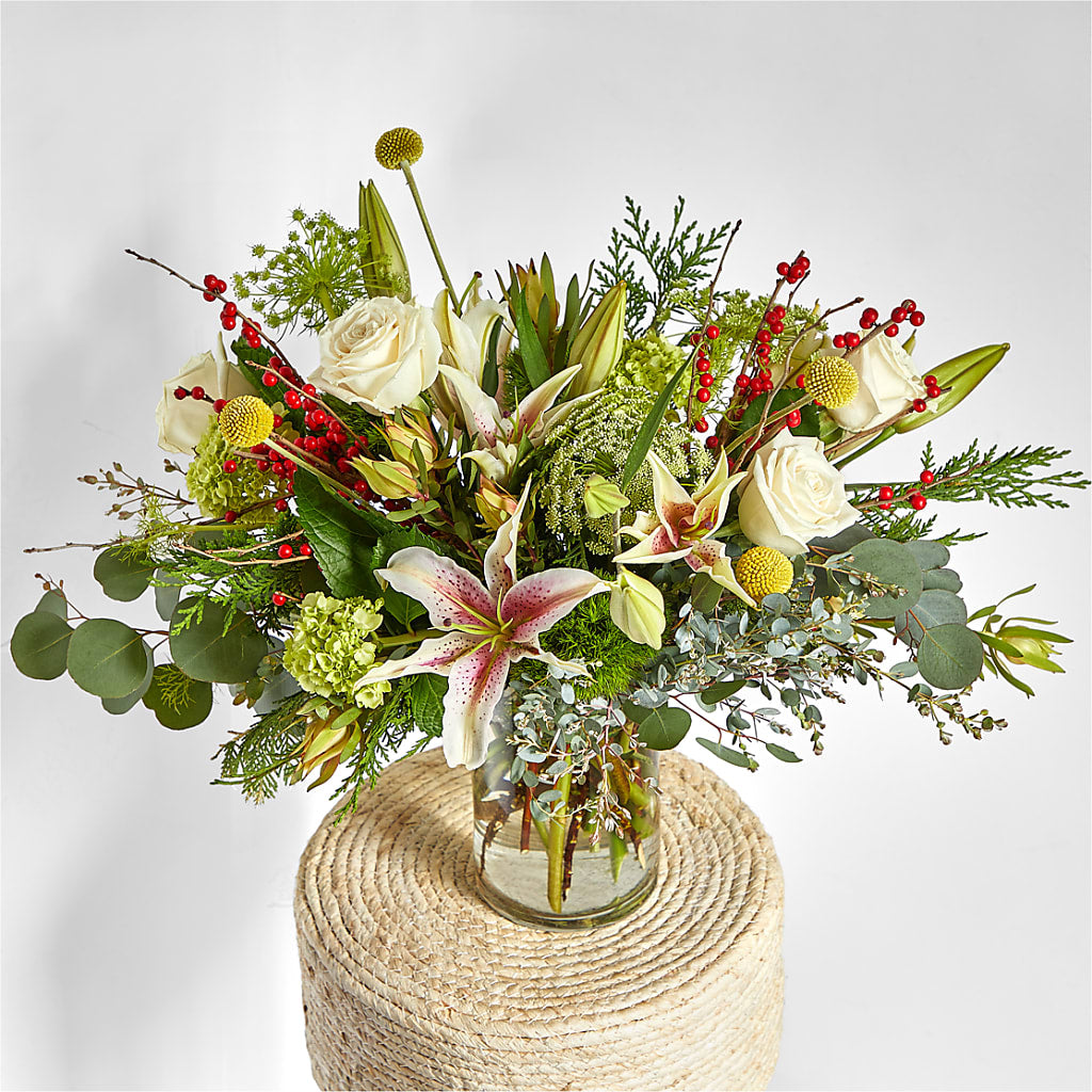 Berry & Bright Bouquet – PETALS & HEARTS FLOWER SHOP, Monterey Park CA