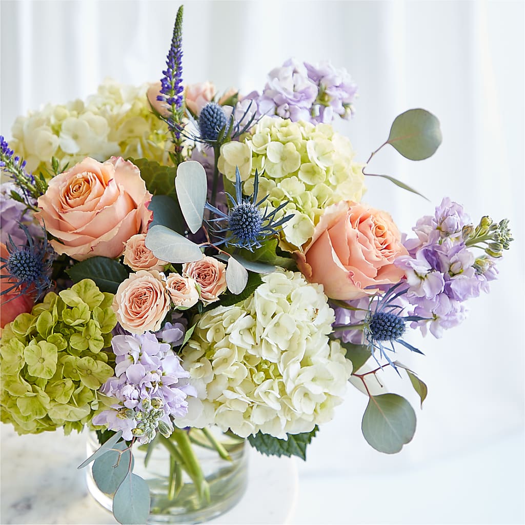 Porch Swing Bouquet – PETALS & HEARTS FLOWER SHOP, Monterey Park CA