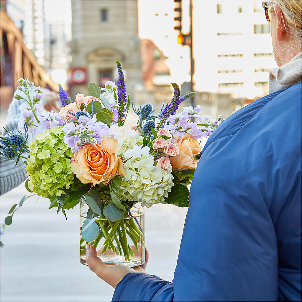 Porch Swing Bouquet – PETALS & HEARTS FLOWER SHOP, Monterey Park CA