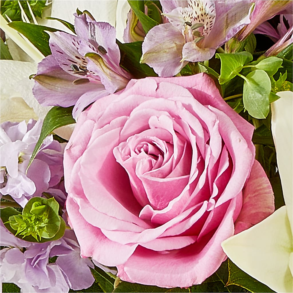 Daydreamer Bouquet – PETALS & HEARTS FLOWER SHOP, Monterey Park CA